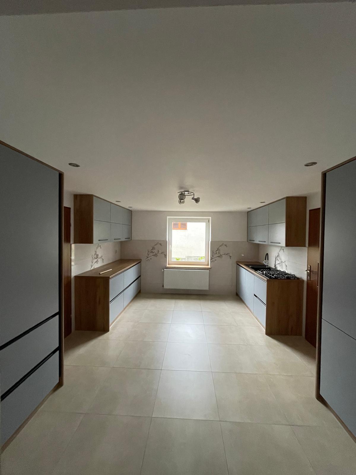 Lyst skandinavisk køkken