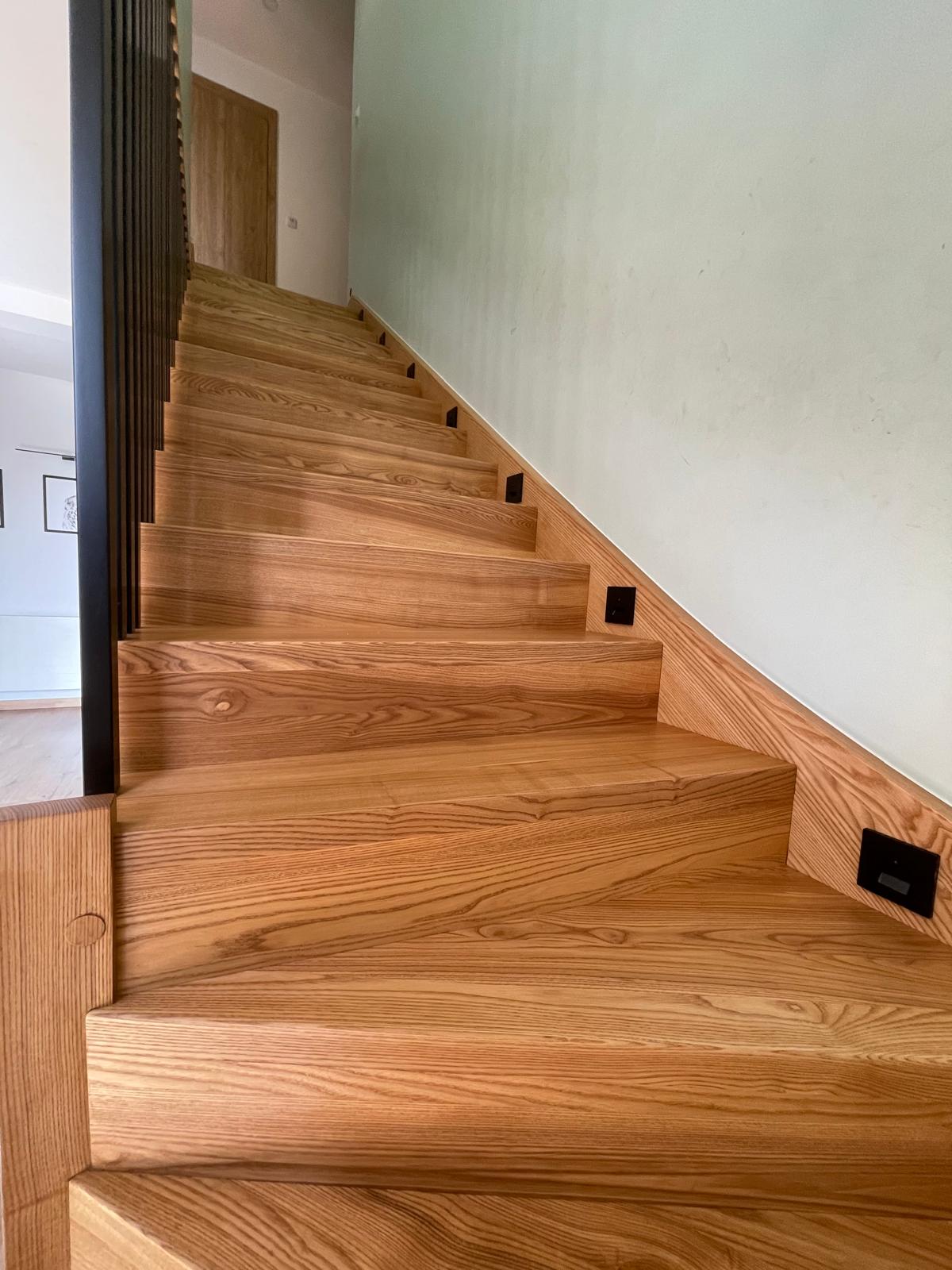 Moderne trappe i træ